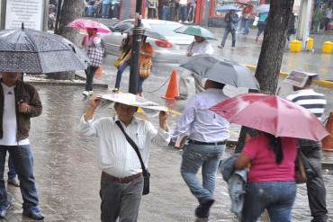 ¡EL PAN DE CADA DÍA! Reportan nuevo bajón eléctrico en Caracas en medio de las fuertes lluvias