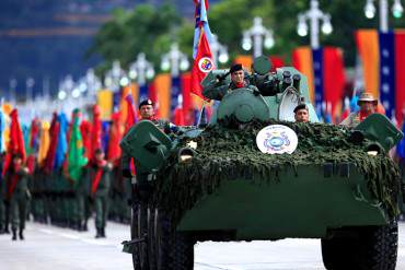 ¿REÍR O LLORAR? Maduro pretende derrotar al Ejército Estadounidense con esta maniobra militar