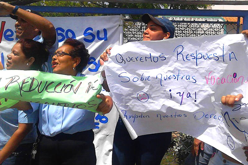 ministerio-de-ambiente-trabajadores-protesta