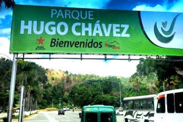 ¡EL PAÍS SE HUNDE Y…!  Aprueban Bs. 100 millones para construcción del Parque Hugo Chávez