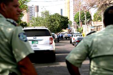 ¡NOTICIAS DE LA PATRIA! Detienen a funcionario de la PNB tras robar un carro a punta de pistola