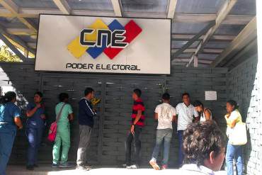 ¡LA TIBY SE RÍE! Piden al CNE prórroga para que 1,5 millones de jóvenes se inscriban y voten el 6D