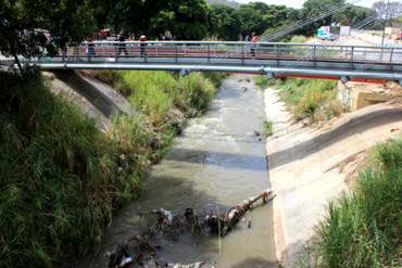 ¡EL PAÍS SE MANTIENE EN ALERTA! Advierten que otra lluvia fuerte «desbordaría el río Guaire»