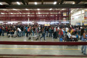 ¡CAYÓ MAKRO! La cadena mayorista solo despachará a bodegas populares y CLAP