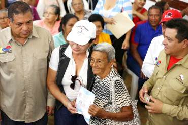 ¡LA JUGADA SUCIA DEL RÉGIMEN! PSUV ahora entrega pensiones para hacer campaña política