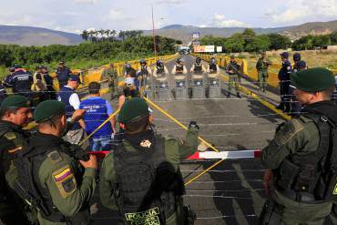 ¡ATENCIÓN! Gobierno de Maduro anuncia el cierre comercial de la frontera con Colombia por fiebre aftosa