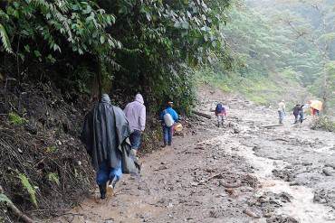 ¡EN ALERTA! Al menos 900 familias incomunicadas por crecida del río Quinimarí en Táchira