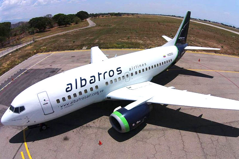 albatros-aerolinea-avion