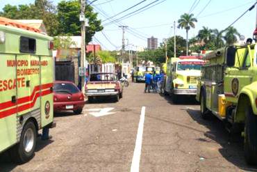 ¡EL HAMPA NO PERDONA! Bomberos fueron asaltados mientras cortaban árboles en Maracaibo