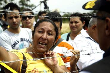 ¡DURO! Uribe compara deportación de colombianos desde Venezuela con «holocausto judío»