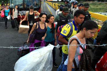 ¡SÉPANLO! Colombia deporta a ciudadanos de Venezuela, Haití y España