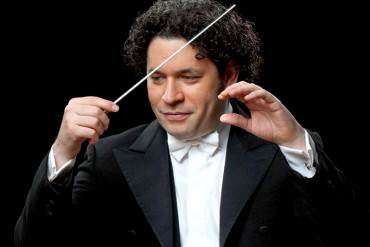 ¡EN EL CHISME! Aseguran que Gustavo Dudamel le dejó el pelero a El Sistema