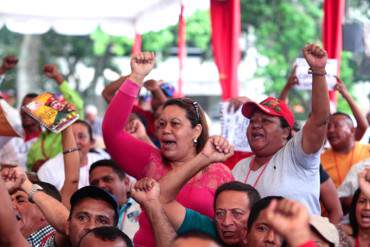 ¡LA PROPIA PLAGA! Chavistas invadieron terreno de edificio en zona este de Barquisimeto (Video)