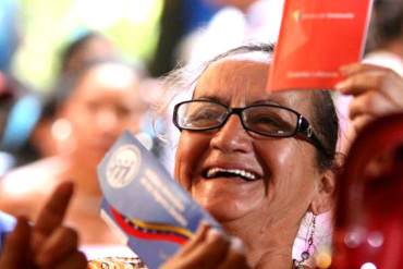 ¡ES AÑO ELECTORAL! Maduro aprobó 22.617 pensiones para adultos mayores: Busca los votos