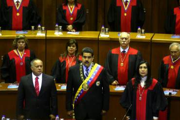 ¡JUSTICIA PODRIDA Y VENDIDA! Sistema judicial de Venezuela le obedece fielmente al chavismo