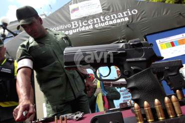 ¡ALGO NO CUADRA! Roban pistola y metralladora de oficina del jefe de la DAEX en Fuerte Tiuna