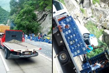 ¡DESASTRE! Saquean camión accidentado, cargado de cerveza, en la vía Puerto Cabello- Valencia