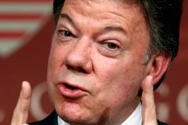 ¡SE AGOTA LA PACIENCIA! Santos: «Ver a Maduro bailar ‘La pollera colorá’ me pareció una burla»