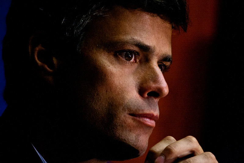 Leopoldo-Lopez-Voluntad-Popular-preso-politico-Venezuela-2