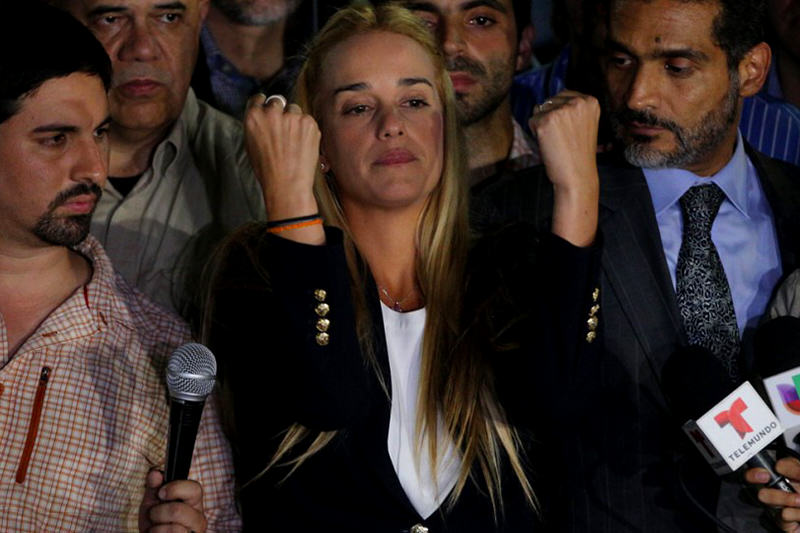 Lilian-Tintori-tras-sentencia-a-leopoldo-2