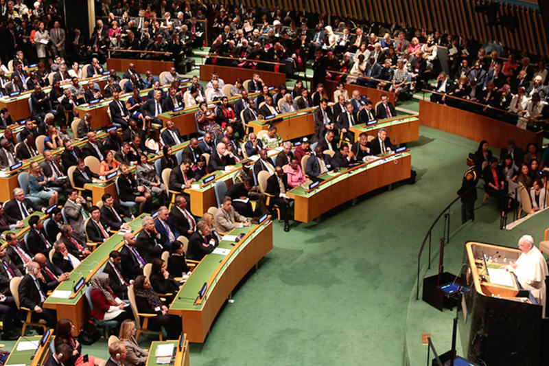 Maduro-escuchado-al-PAPA-francisco-en-la-onu--3