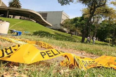 ¡FATAL! Estudiante de UCV que fue herido de bala «podría perder movilidad en las piernas»