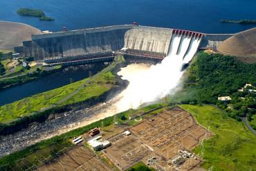 ¡EN MANOS DE INCAPACES! Falta de mantenimiento en plantas eléctricas agudiza crisis en el país