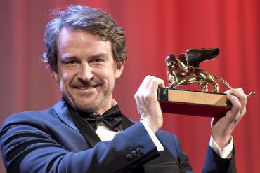 ¡GRAN ORGULLO NACIONAL! Venezolano gana el León de Oro de Venecia por film “Desde allá”