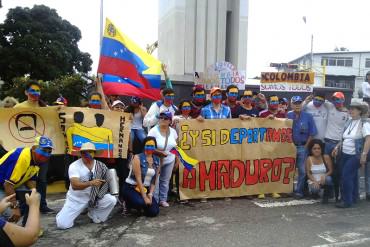 ¡CONTUNDENTE! Gochos marcharon en apoyo a colombianos: «¿Y si deportamos a Maduro?»