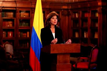 ¡VA CON TODO! Canciller colombiana inicia gira internacional para mostrar drama en la frontera