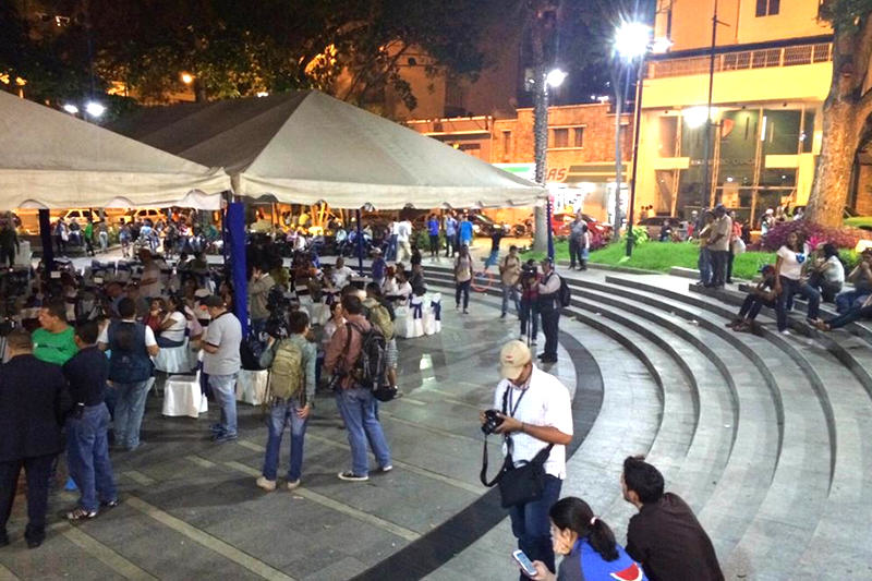 plaza-bolivar--10s-3
