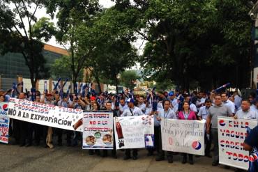 ¡ALZAN SU VOZ! Trabajadores de Pepsicola protestan en La Yaguara: «No a la expropiación»