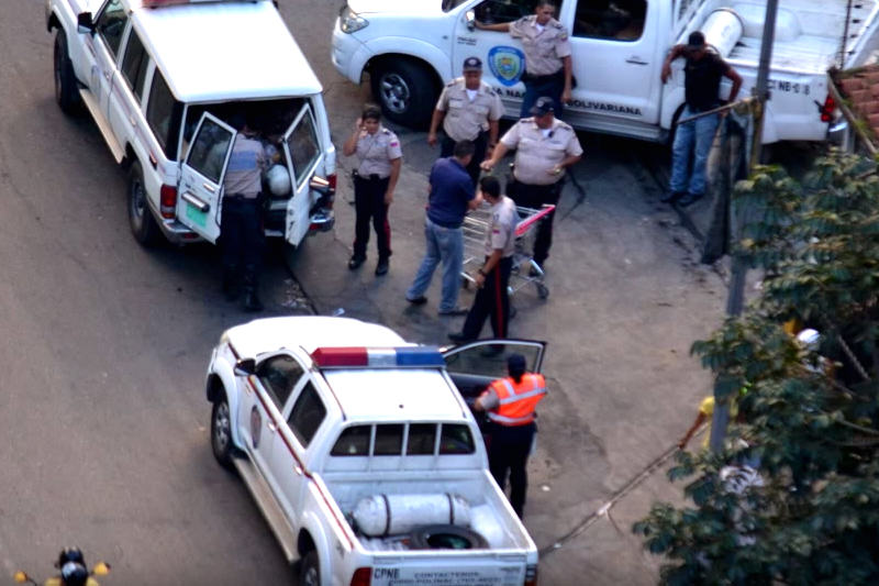 Bachaqueo-Policial-en-Venezuela-policias-bachaqueando