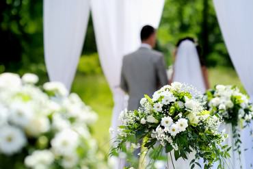 Hombre escribió los votos de su boda con ayuda del ChatGPT y su esposa lo descubrió