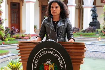 ¡ABSURDO! Ministra de Comunas dice que la oposición paga a grupos para «saquear» mercados