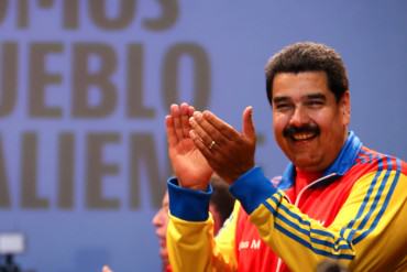 ¡NICOLÁS FITNESS! Maduro y su consejo a los venezolanos sobre comer pan (lo llaman «Nicolight»)