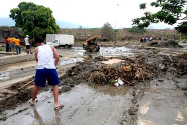 ¡CAOS! Piden al «ministro estrella Haiman El Troudi» dar la cara por inundaciones en Guarenas