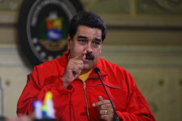 ¡AUNQUE USTED NO LO CREA! Maduro compara a la MUD con Hitler: «Bastantes votos saco él»