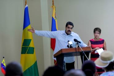 ¡INCREÍBLE! Maduro anuncia que Cilita «estudiará inglés» en San Vicente y Las Granadinas