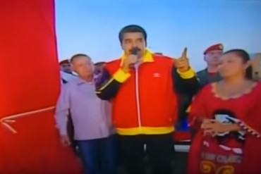 ¡EL PUEBLO NO SE CALA LAS MENTIRAS! Maduro y compañía reciben balonazo en acto televisado