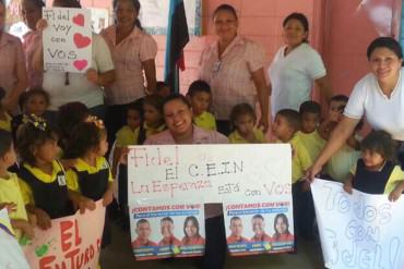 ¡INDIGNANTE! Maestras de kinder usan a niños para hacer campaña política a favor del PSUV