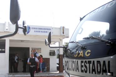 ¡INCREÍBLE! Al menos 10 presos se fugaron de la Policía de Lara: Cortaron los tubos de la ventana