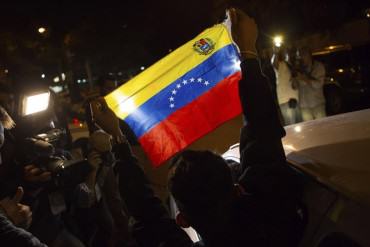 ¡HISTÓRICO! Los ojos del mundo se centraron en Venezuela y la vieron recuperar su democracia
