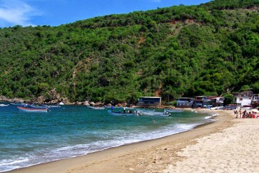 ¡A TOMAR PRECAUCIONES! Reportan cuatro fallecidos por mar de fondo en playas de Vargas