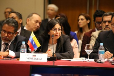 ¡EL SHOW! Delcy Rodríguez denuncia ante la OEA «bullying mediático» contra Venezuela