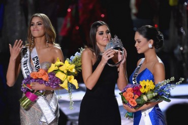 ¡NUNCA ANTES VISTO! Escándalo en el Miss Universo: ¡Se equivocaron de ganadora! (+Video)