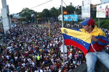 ¡SALIERON LOS GOCHOS! La oposición tomó las calles de San Cristóbal para celebrar su triunfo