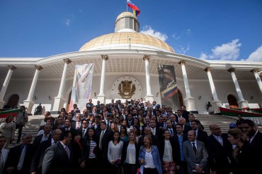 ¡LA FOTO DEL DÍA! La impactante imagen que vaticina un gran cambio en la Asamblea Nacional