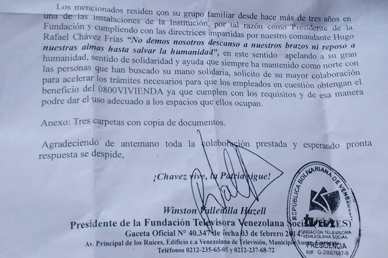 A través de esta carta Wiston Vallenilla solicita intermediación para la asignación de viviendas / Foto: Crónica Uno