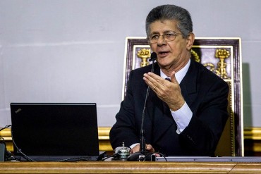 ¡CLARITO! Ramos Allup: El Gobierno está sostenido por dos andamios, TSJ y Alto Mando Militar